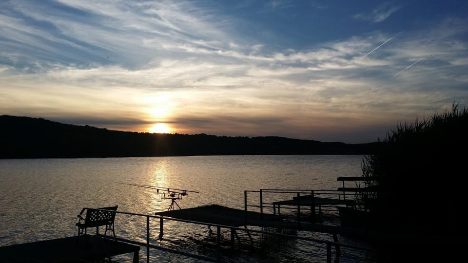 Beach, Lake view