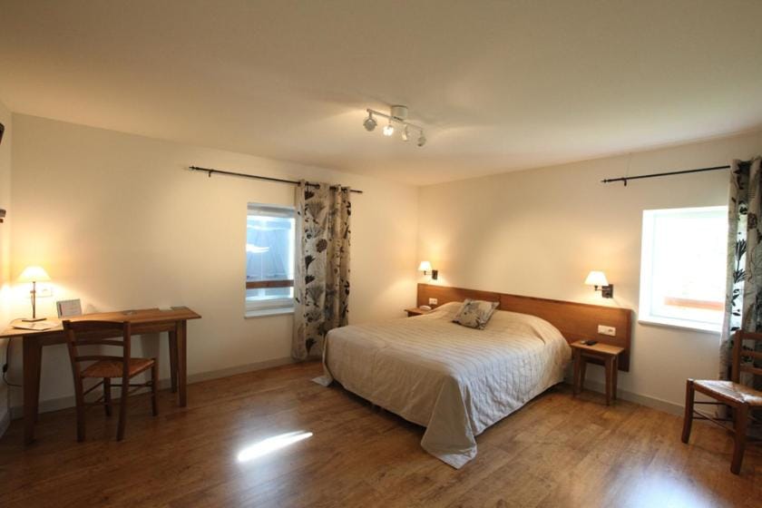 Day, Photo of the whole room