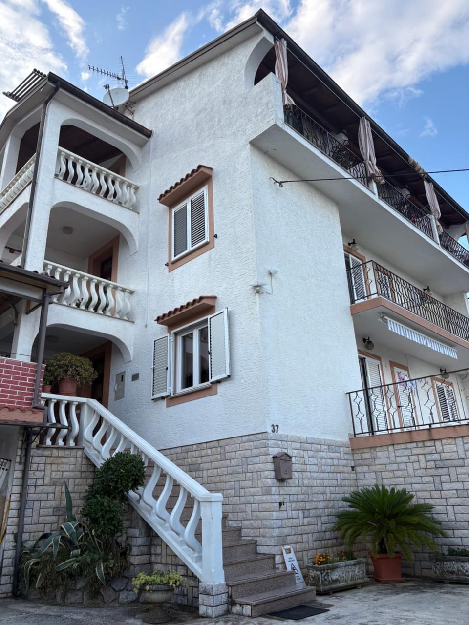 Guest house Ivo Bed and Breakfast in Lovran