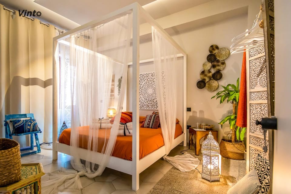 Photo of the whole room, bunk bed
