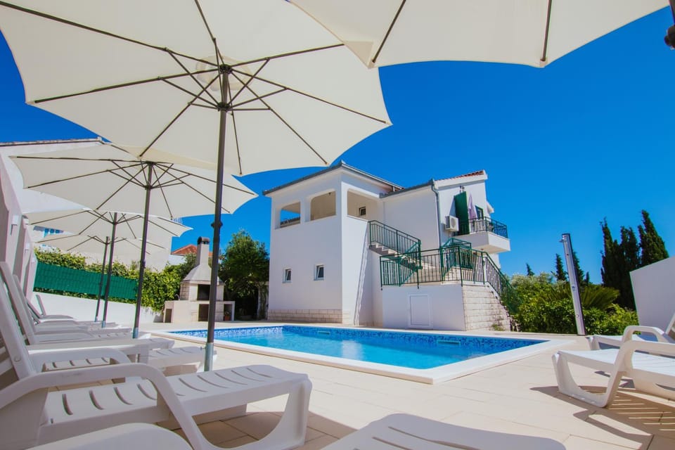 Apartments M Apartment in Šibenik-Knin County, Croatia