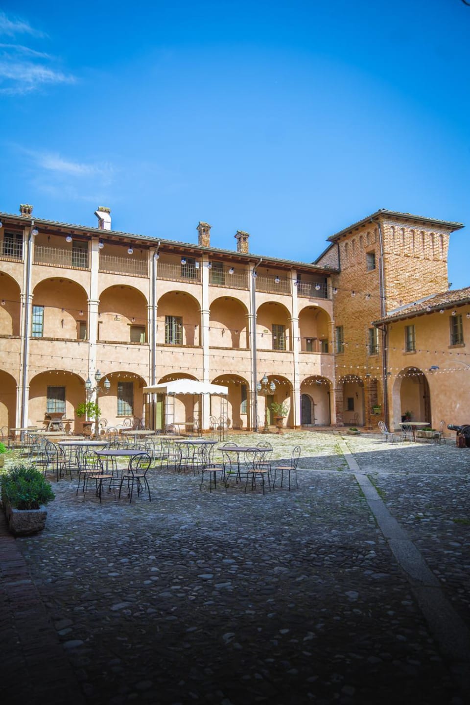 Hotel La Tavola Rotonda Hotel in Emilia-Romagna