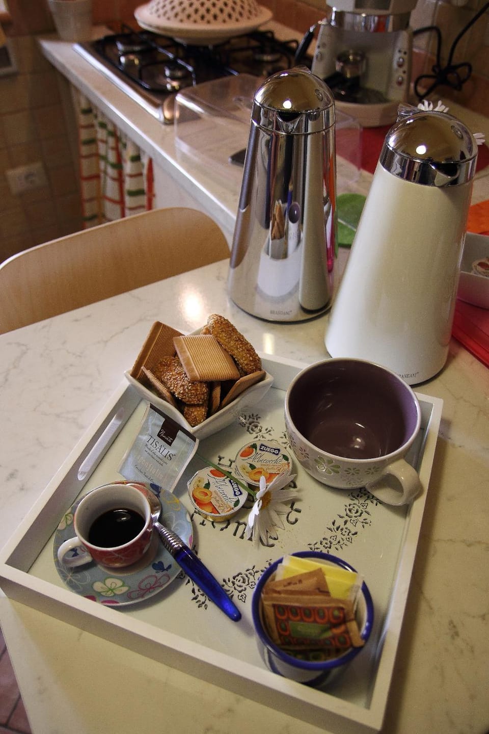 Coffee/tea facilities, Food and drinks, Communal kitchen, Breakfast, Drinks, Internal: Not applicable to any particular room