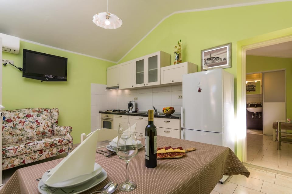 Apartments Korina Apartment in Istria County