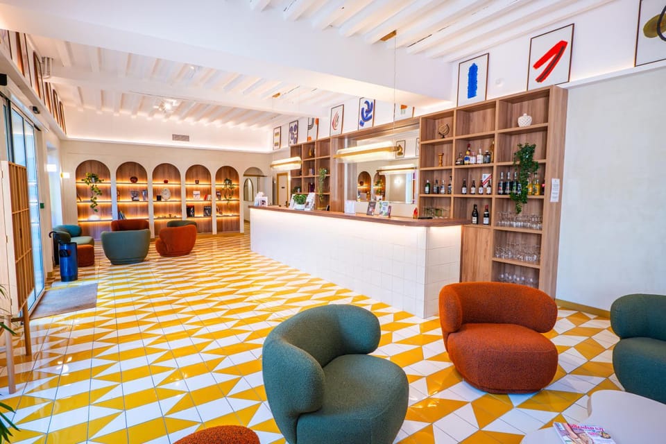 Lobby or reception, Lounge or bar