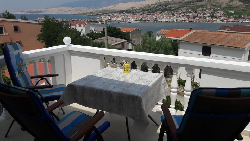 Balcony/Terrace, City view, Mountain view, Sea view