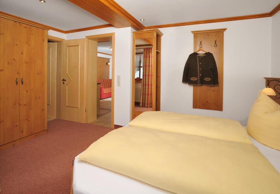 Pension Breitenlohner Bed and Breakfast in Salzburgerland