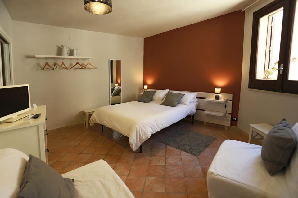 TV and multimedia, Bedroom