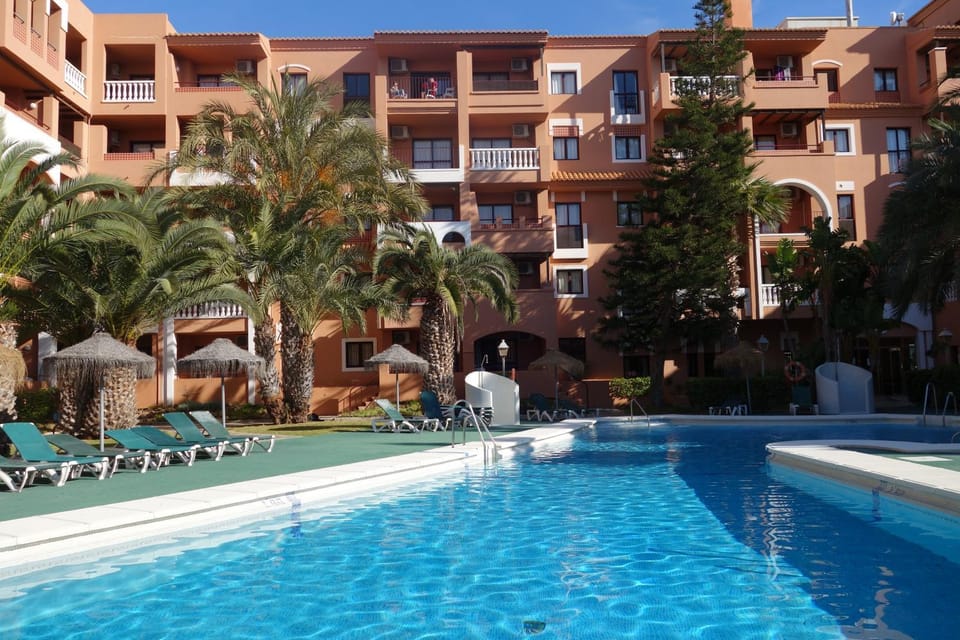 Garden, Swimming pool