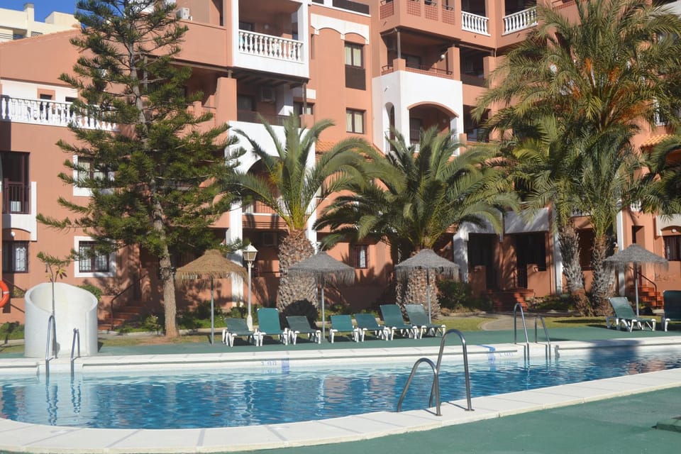 Garden, Swimming pool
