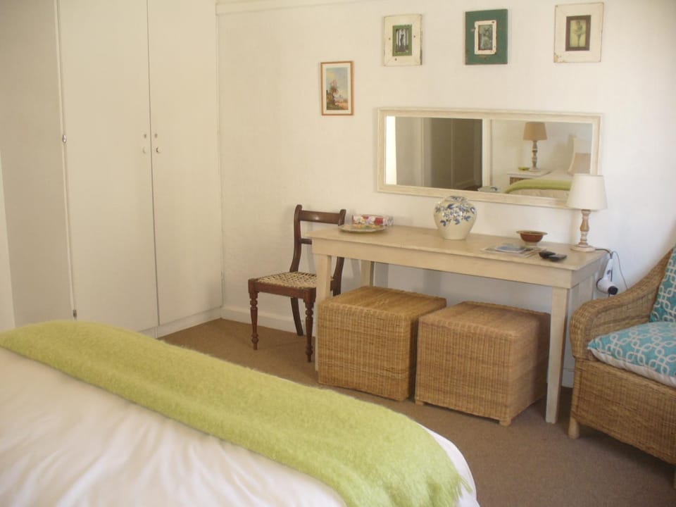 Property building, Photo of the whole room