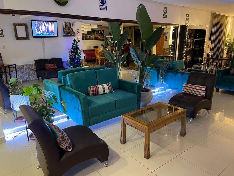 Lounge or bar, Seating area