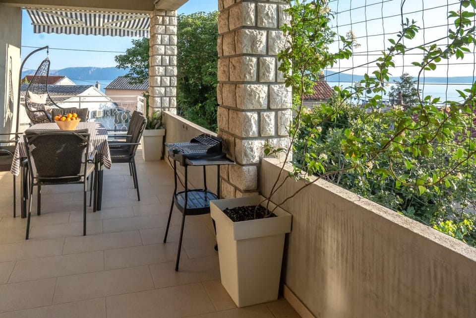 BBQ facilities, Balcony/Terrace, Sea view