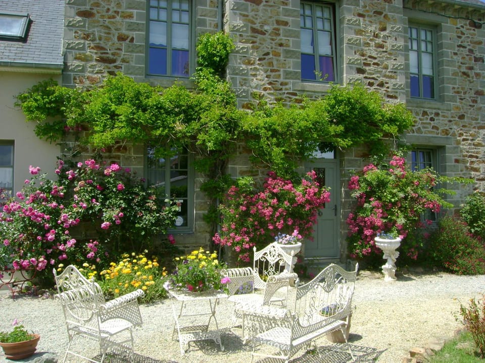La Porte Ouverte Bed and Breakfast in Brittany