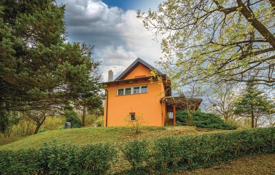 Villa Lorena Country House in Slovenia
