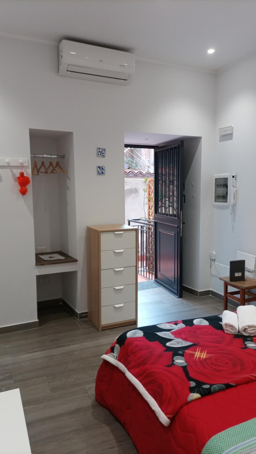 Vulcano Apartment Apartment in Catania