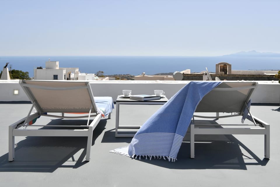 Day, Natural landscape, View (from property/room), Balcony/Terrace, Sea view, sunbed