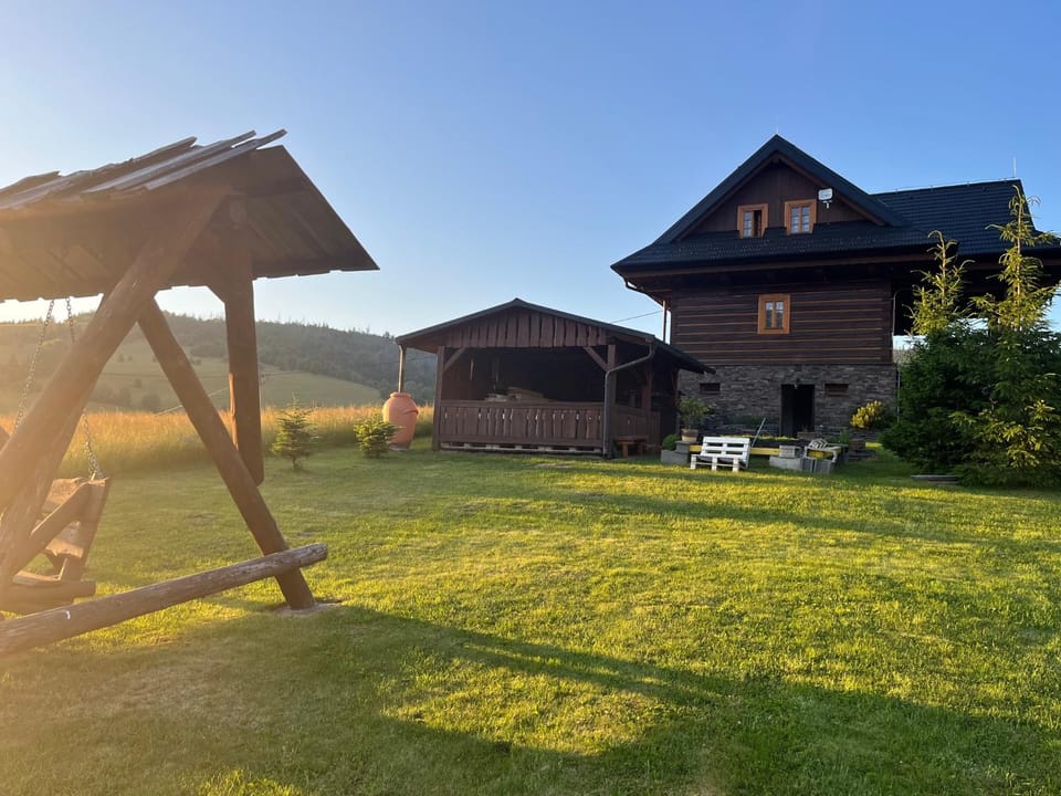 Property building, Spring, Garden, Garden view
