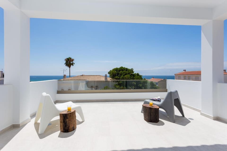 View (from property/room), Balcony/Terrace, Bedroom, Sea view