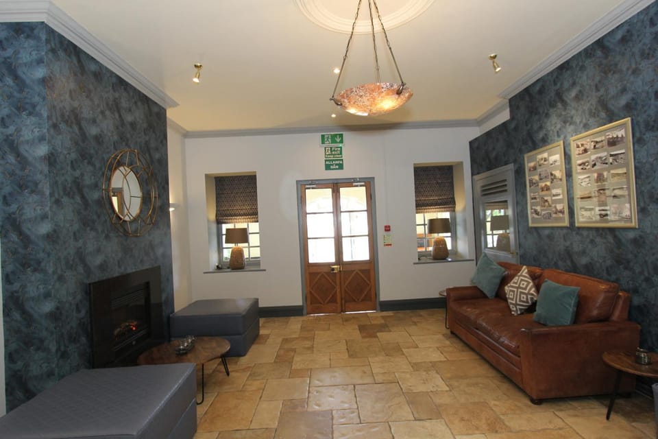 Lobby or reception, Seating area