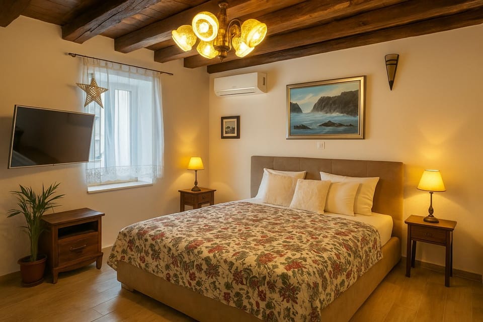 Bed, TV and multimedia, Balcony/Terrace, Bedroom, Sea view