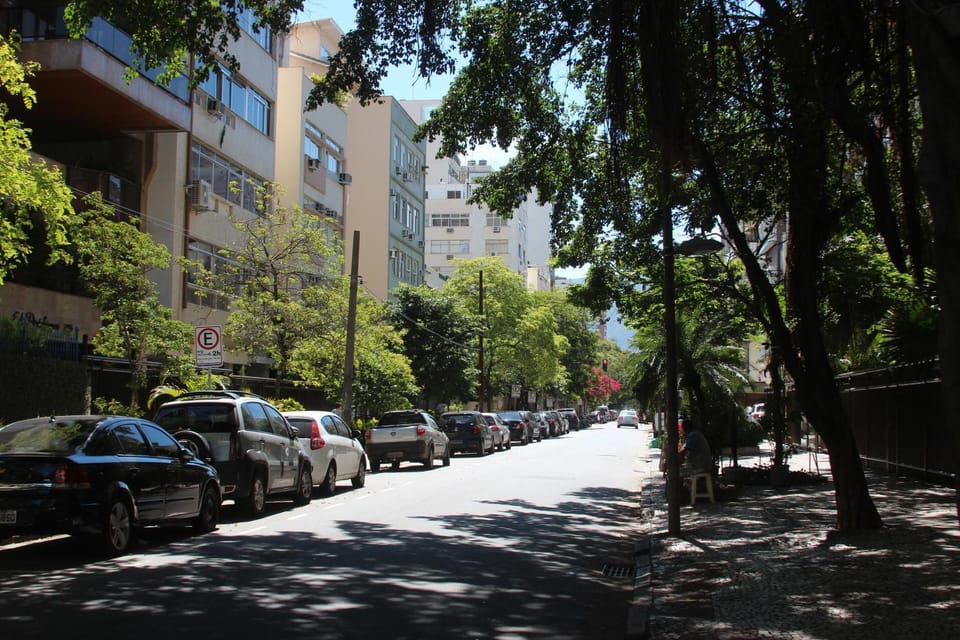 Neighbourhood, Street view