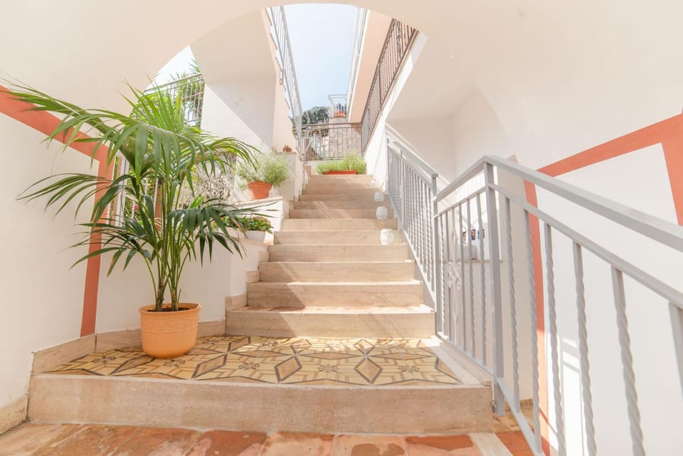 Facade/entrance, Other, On site