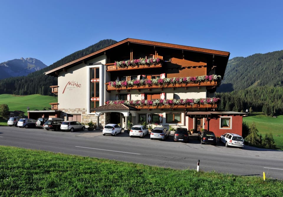 Aparthotel B&B Monte Apartment hotel in Tyrol