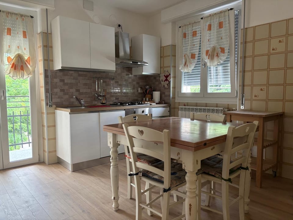 Kitchen or kitchenette, kitchen