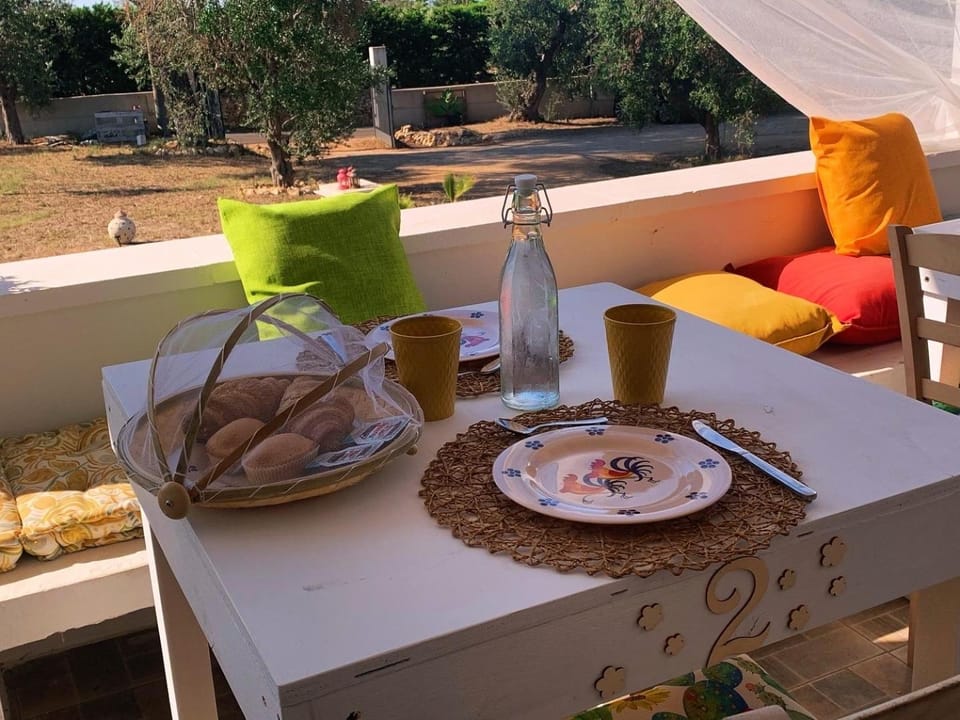 Food and drinks