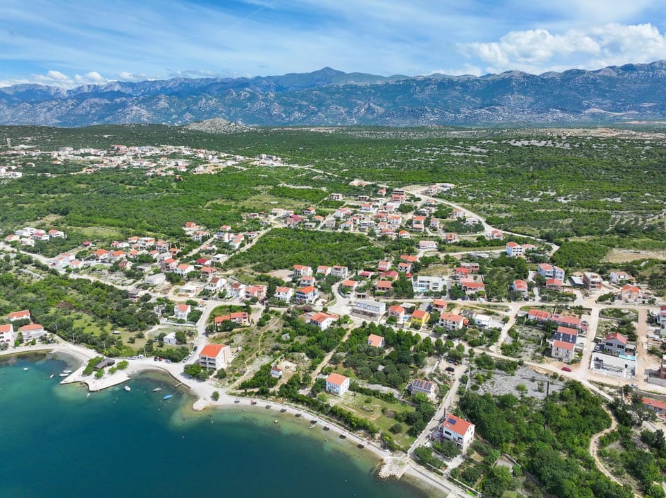 Bird's eye view, Sea view