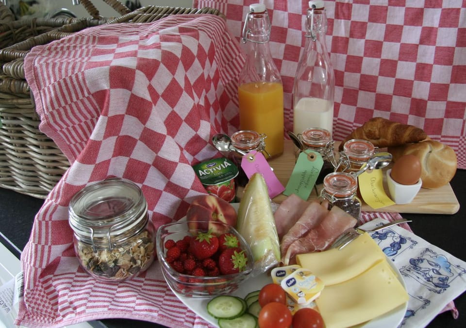 Continental breakfast