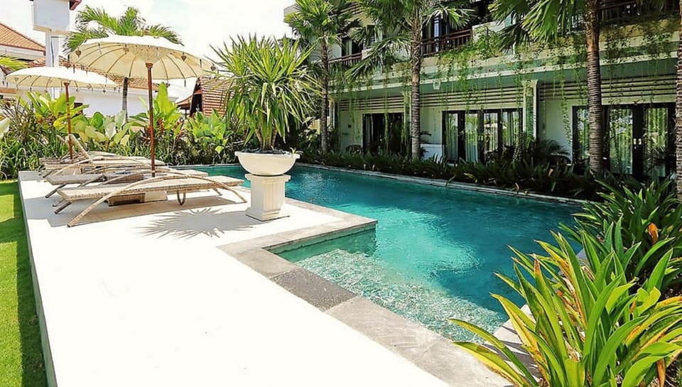 Patio, Garden, Swimming pool