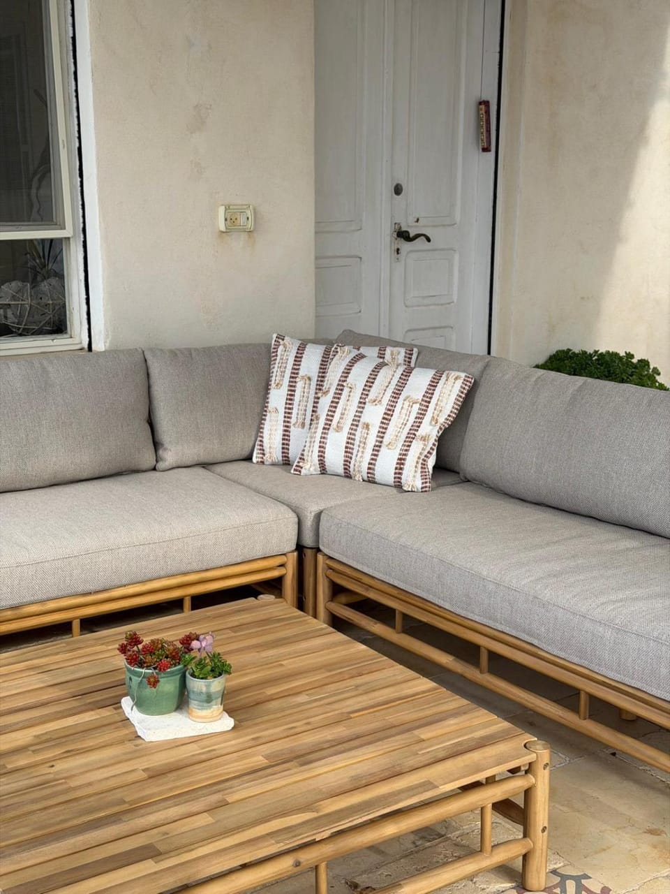 Seating area