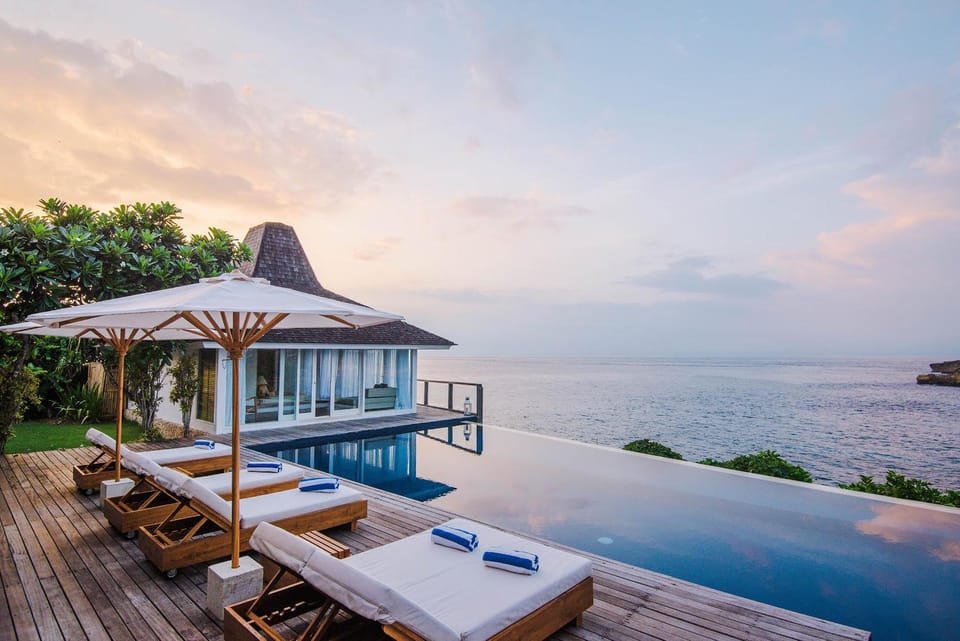 Sea view, Swimming pool