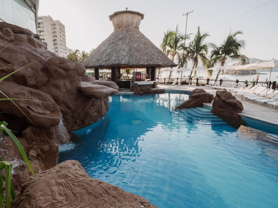 Nearby landmark, Day, Natural landscape, Pool view, Sea view, Swimming pool