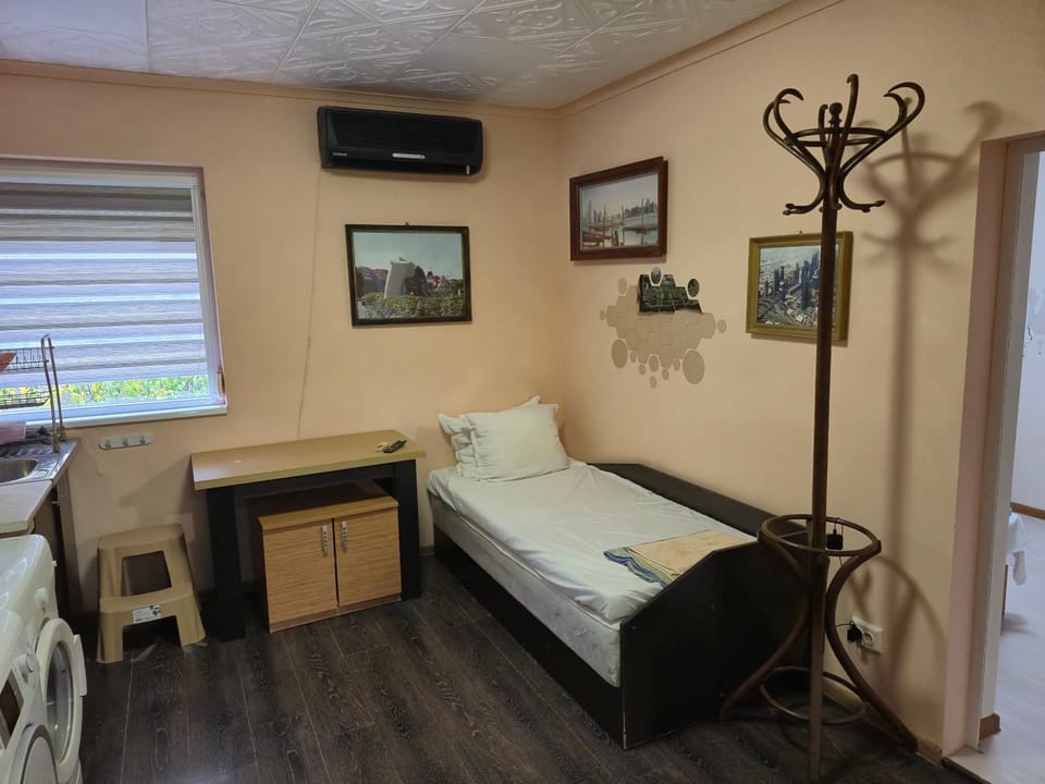 Guest House Valchanovi Bed and Breakfast in Jambol, Bulgaria