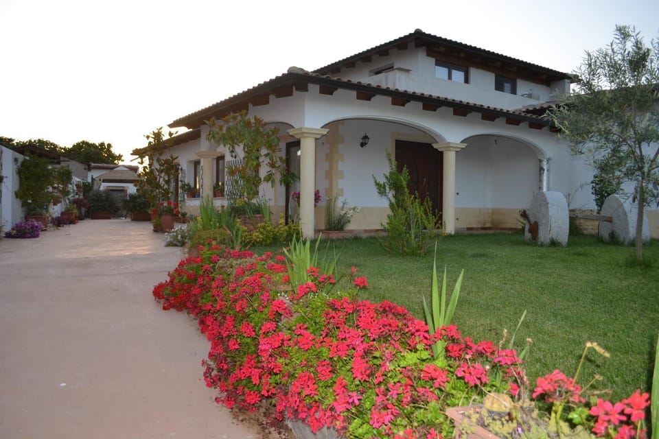 Garden view, Inner courtyard view