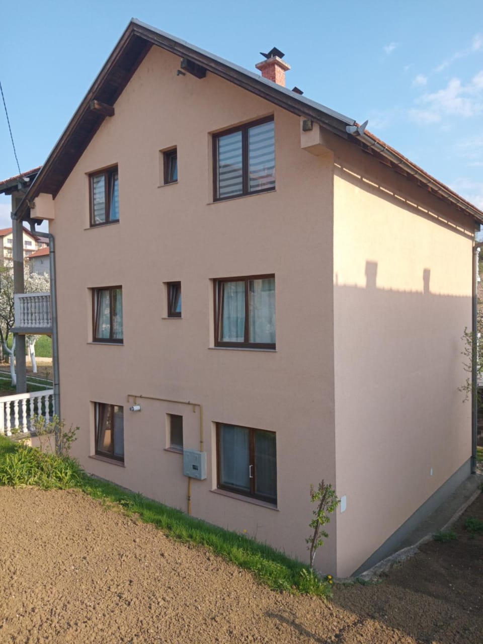 Property building, Day