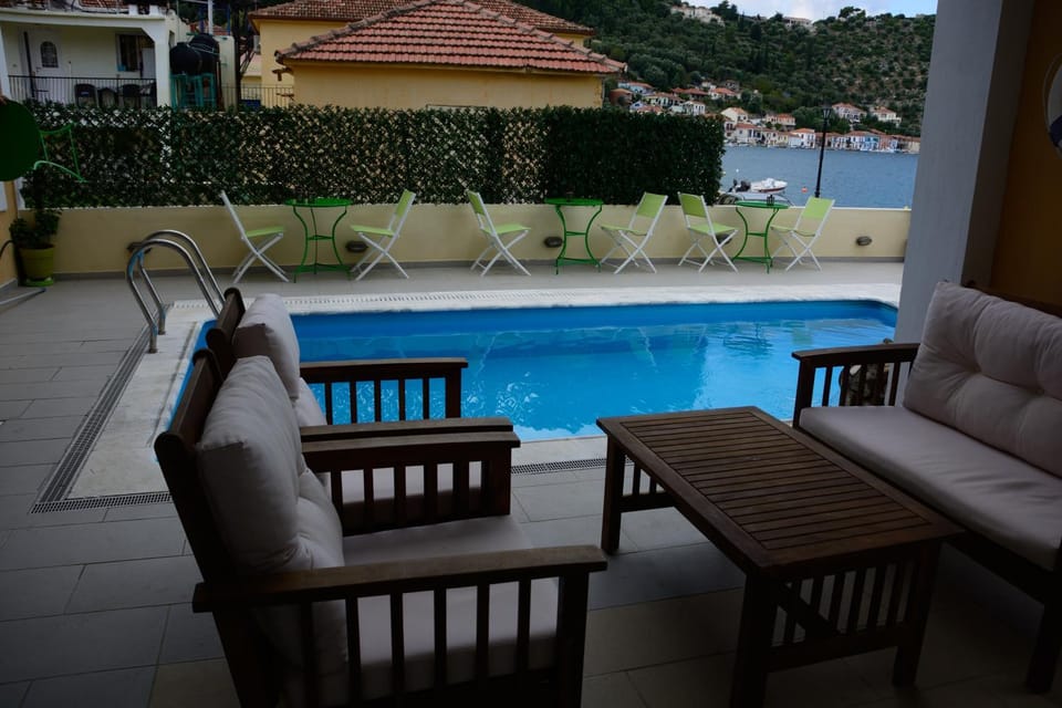 Property building, Swimming pool