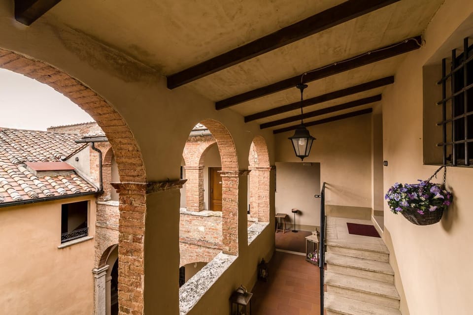 Patio, Balcony/Terrace, Internal: Not applicable to any particular room