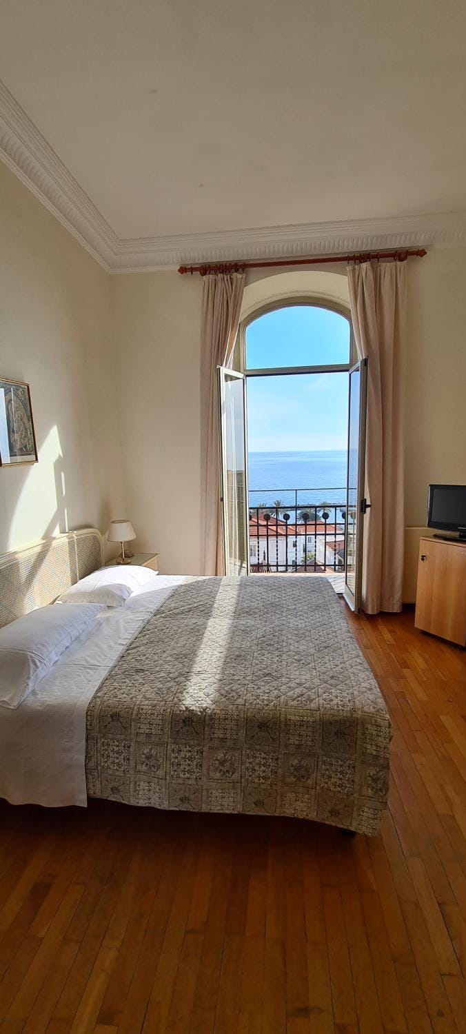 TV and multimedia, View (from property/room), Balcony/Terrace, Sea view