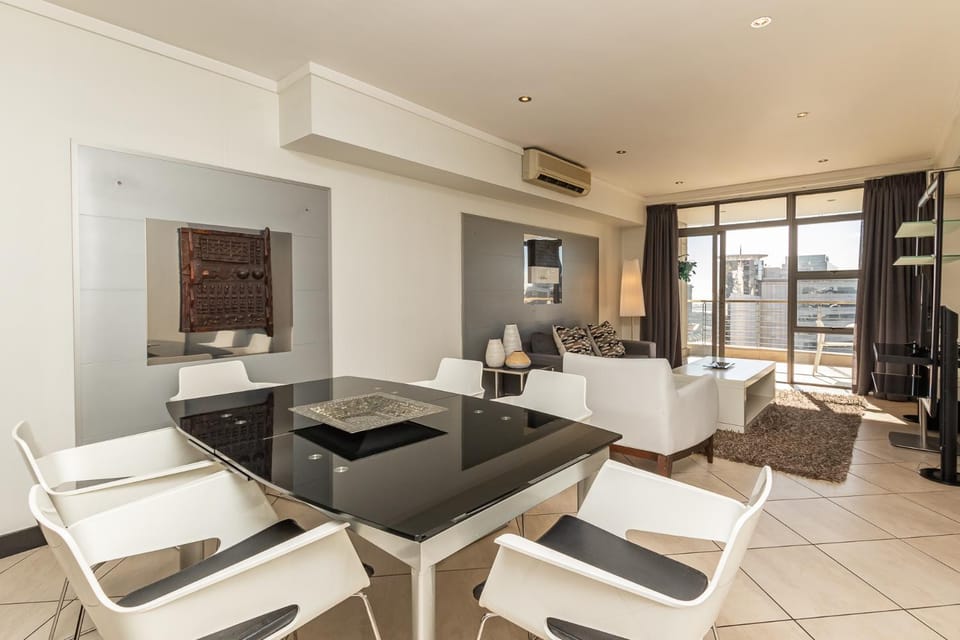 Communal lounge/ TV room, Living room, Dining area, Communal kitchen