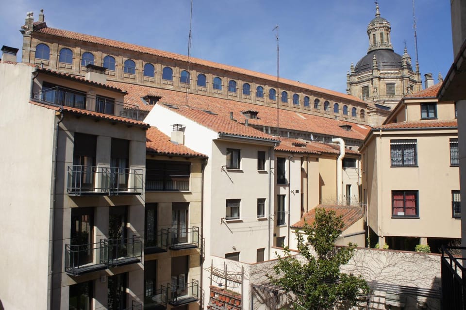 View (from property/room), City view