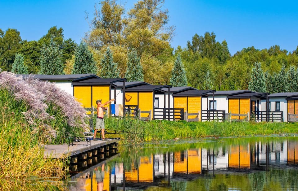 Property building, Natural landscape, Activities, Fishing, Garden, Garden view, Lake view