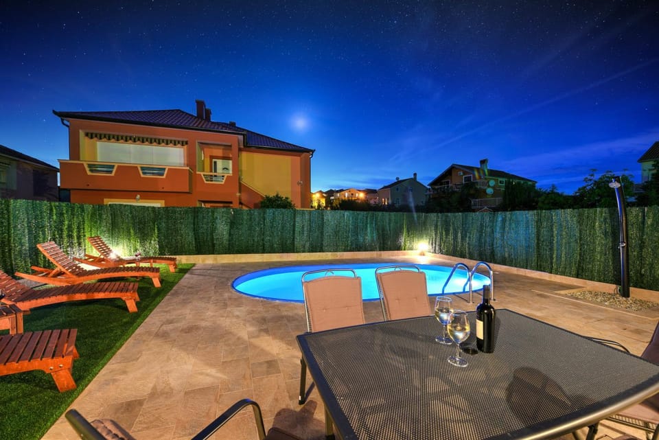 Off site, Balcony/Terrace, Pool view, Swimming pool