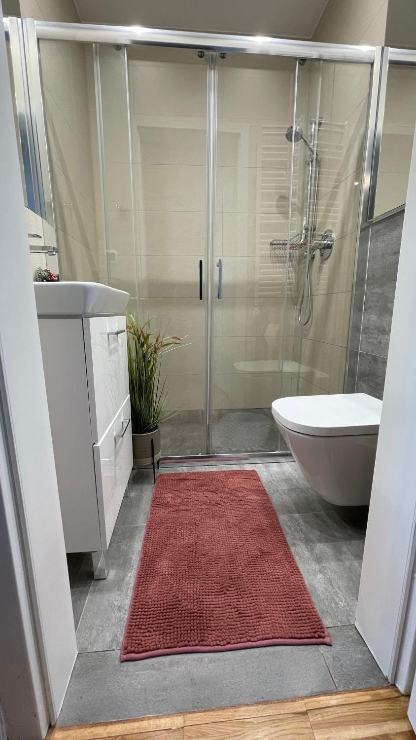 Shower, Bathroom