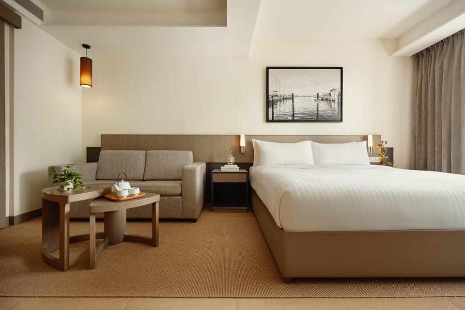 Bed, Living room, Seating area, Bedroom