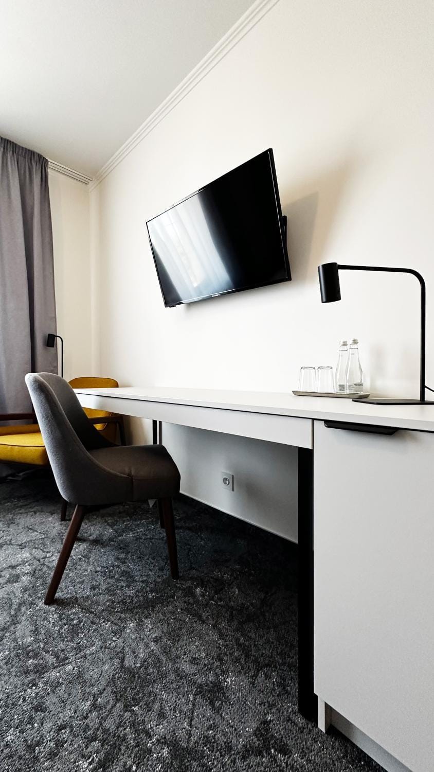 TV and multimedia, Dining area
