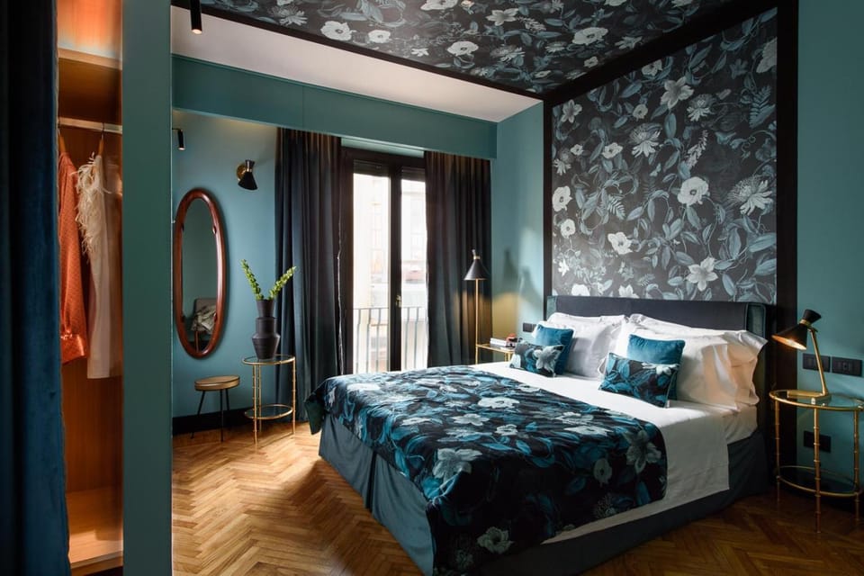 Velona's Jungle Luxury Suites Bed and Breakfast in Florence
